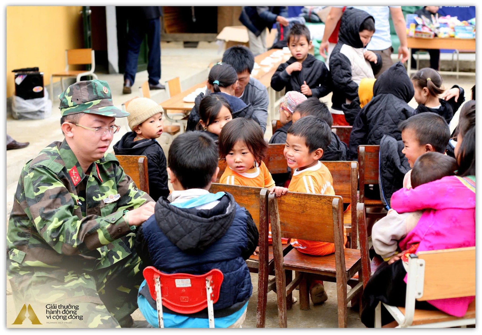 Hồ Ngọc Hà xúc động tặng 500 triệu đồng cho 2 dự án của Giải thưởng Hành động vì Cộng đồng 2025- Ảnh 3. Hồ Ngọc Hà xúc động tặng 500 triệu đồng cho 2 dự án của Giải thưởng Hành động vì Cộng đồng 2025- Ảnh 3.