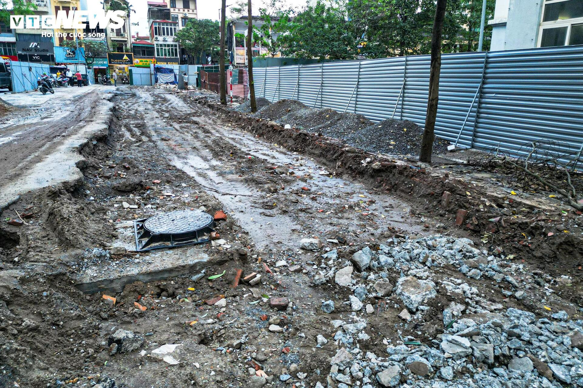 Tuyến đường hơn 83 tỷ lách giữa hai tòa chung cư ở Hà Nội giờ ra sao?- Ảnh 8.