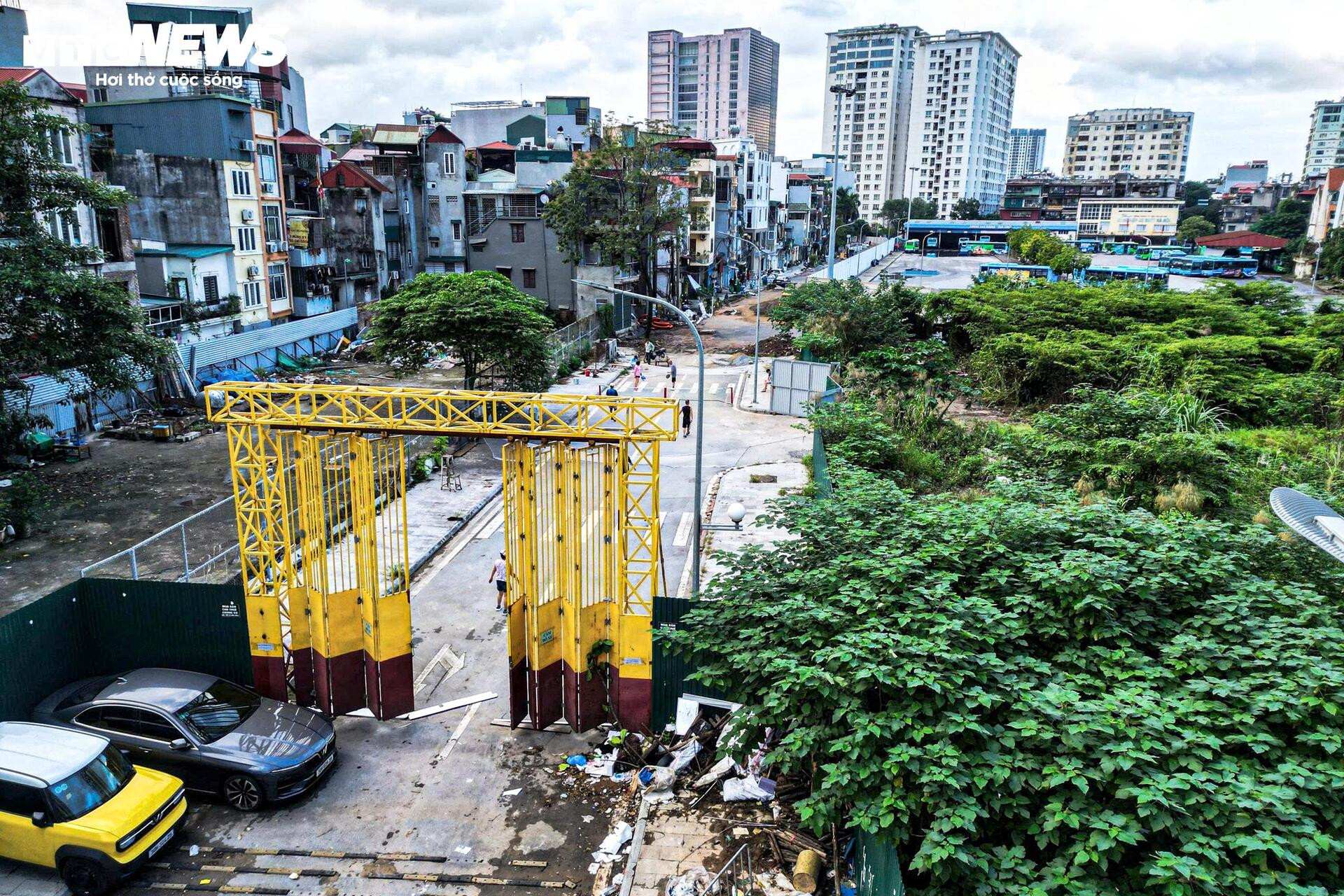 Tuyến đường hơn 83 tỷ lách giữa hai tòa chung cư ở Hà Nội giờ ra sao?- Ảnh 9.