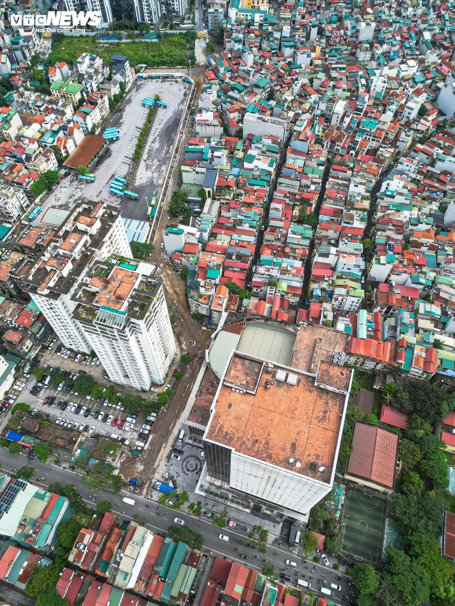 Tuyến đường hơn 83 tỷ lách giữa hai tòa chung cư ở Hà Nội giờ ra sao?- Ảnh 10.