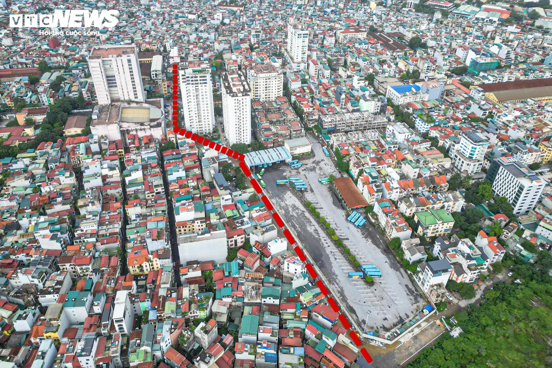 Tuyến đường hơn 83 tỷ lách giữa hai tòa chung cư ở Hà Nội giờ ra sao?- Ảnh 1.