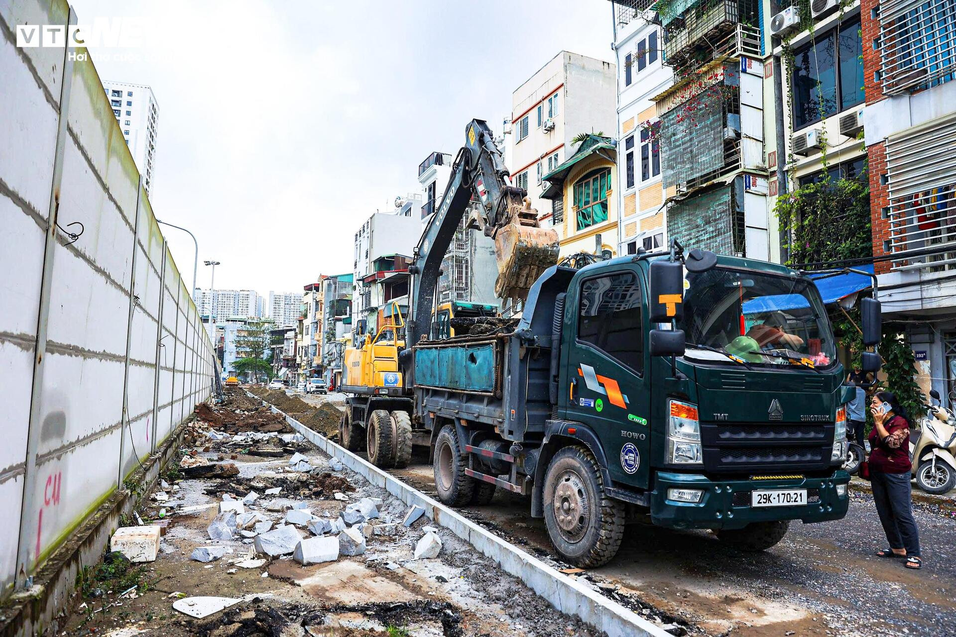 Tuyến đường hơn 83 tỷ lách giữa hai tòa chung cư ở Hà Nội giờ ra sao?- Ảnh 6.