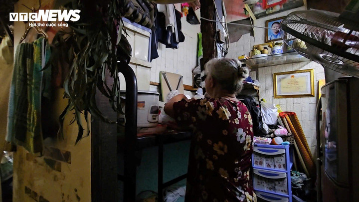 Nhà siêu nhỏ giữa trung tâm đô thị lớn nhất cả nước- Ảnh 4.