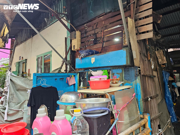 Nhà siêu nhỏ giữa trung tâm đô thị lớn nhất cả nước- Ảnh 3.