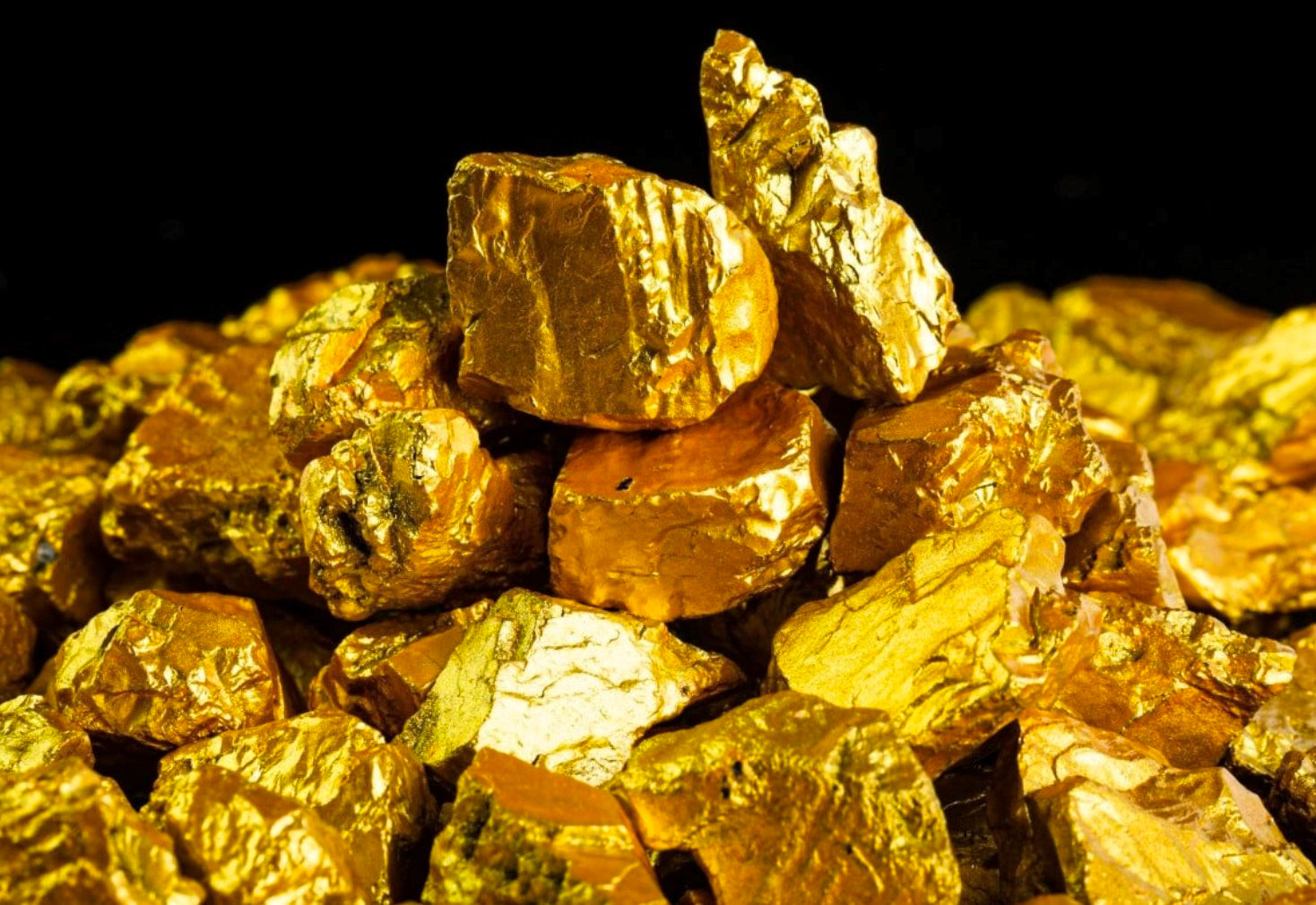 Phát hiện mỏ vàng hơn 1.000 tấn trị giá lên đến 2 triệu tỷ đồng- Ảnh 1.