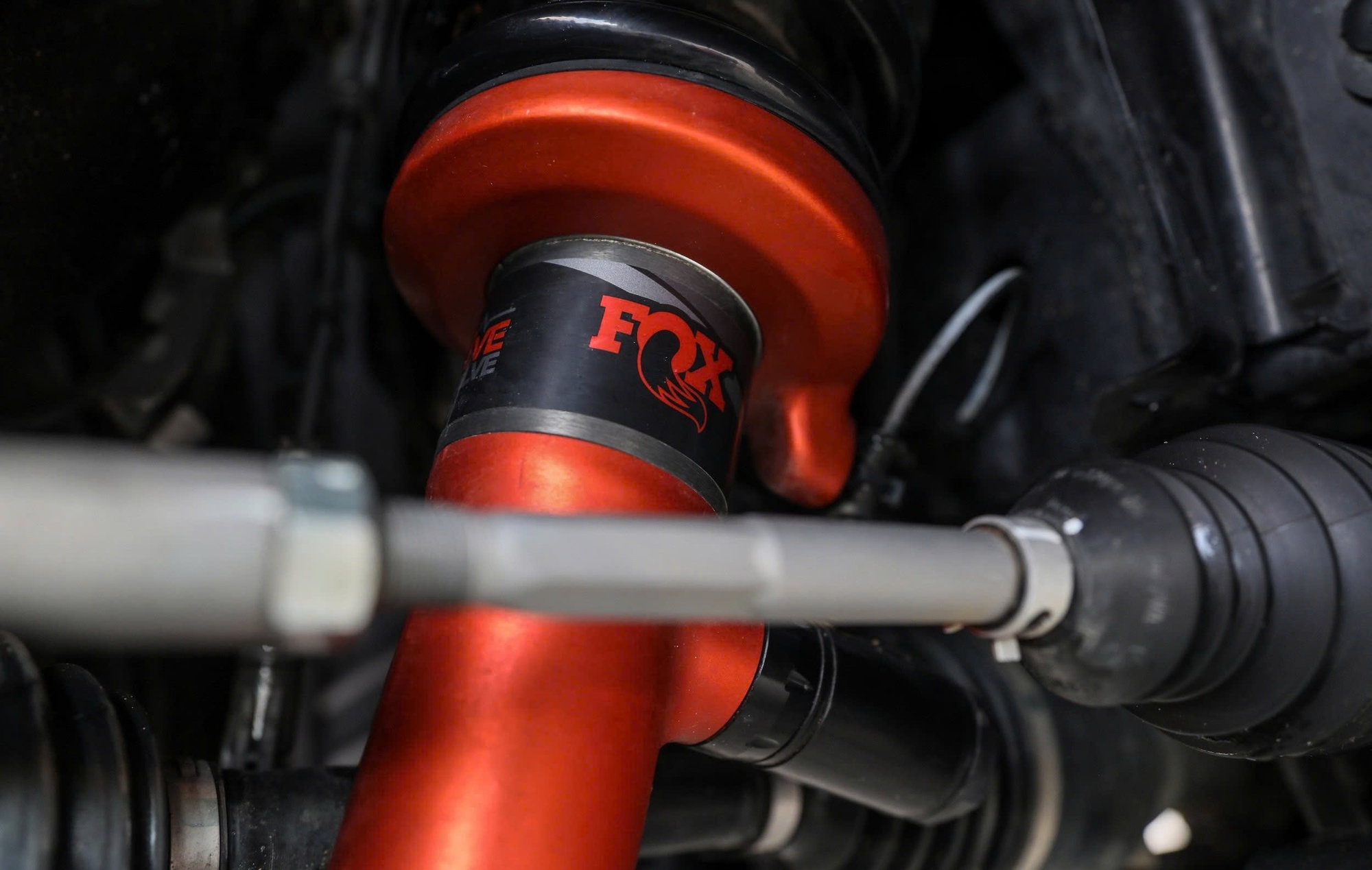 Ford Ranger có thêm bản thể thao: Ngoại hình mới, mâm chuyên địa hình, giá quy đổi tới 1,75 tỷ đồng- Ảnh 3. Ford Ranger có thêm bản thể thao: Ngoại hình mới, mâm chuyên địa hình, giá quy đổi tới 1,75 tỷ đồng- Ảnh 3.