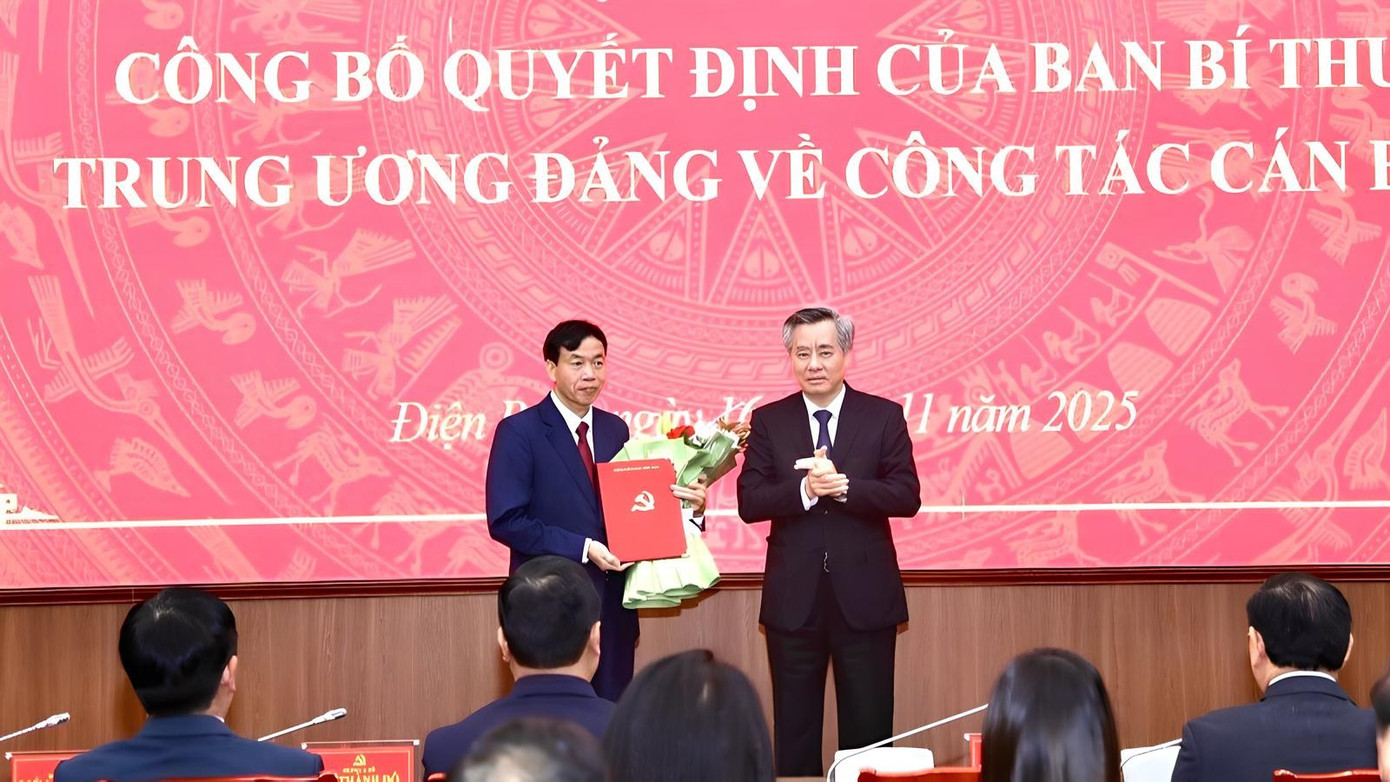 Chủ tịch UBND tỉnh Lai Châu giữ chức Phó Bí thư Tỉnh ủy Điện Biên- Ảnh 1.