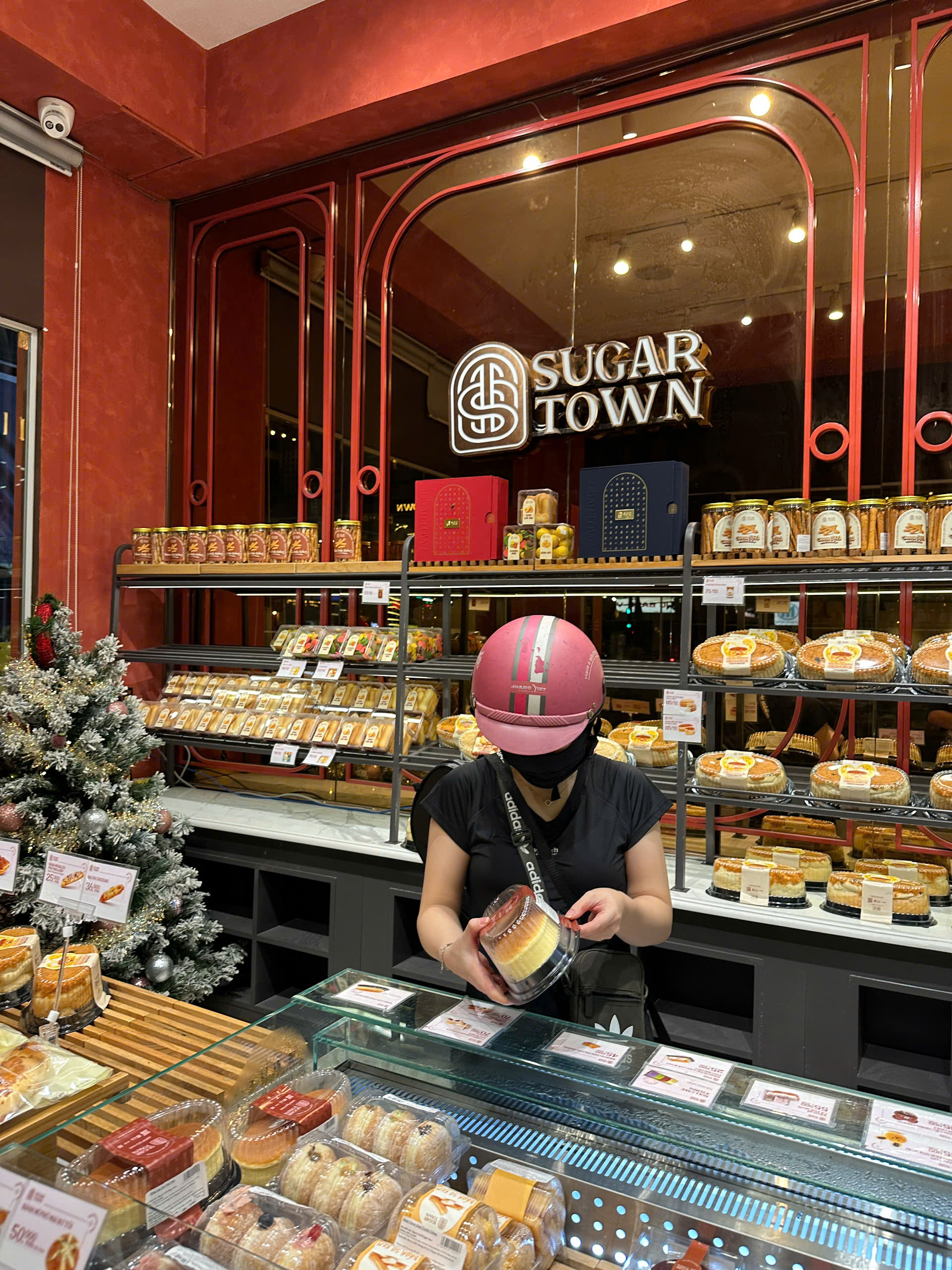 Tình trạng mới nhất tiệm bánh Sugar Town của nghệ sĩ Việt Hương- Ảnh 6. Tình trạng mới nhất tiệm bánh Sugar Town của nghệ sĩ Việt Hương- Ảnh 6.