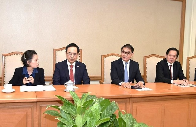 THACO công bố 108 nhà đầu tư nước ngoài nắm 26,8% vốn điều lệ, JC&C của Singapore nắm 26,6%, có nhiều tên cá nhân Hàn Quốc- Ảnh 4.