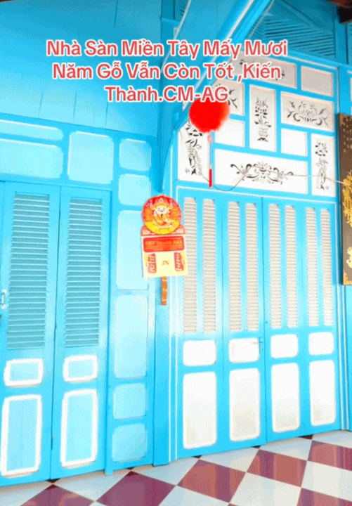 Nhà gỗ miền Tây: Vì sao phải xanh ngắt, hoa văn rực rỡ mới ra đúng chất Nhà gỗ miền Tây: Vì sao phải xanh ngắt, hoa văn rực rỡ mới ra đúng chất