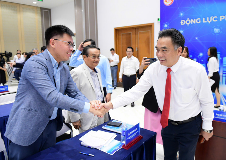 Chuyên gia, nhà khoa học làm việc ở TP.HCM được hưởng lương đến 100 triệu/tháng- Ảnh 1.