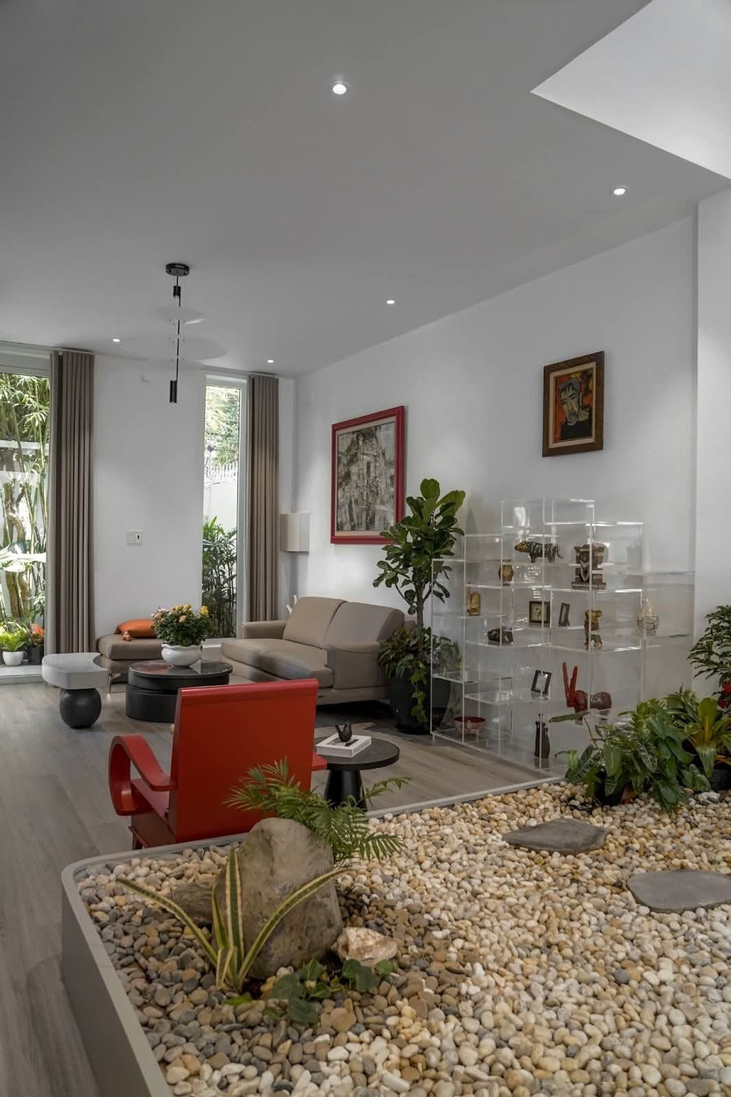 Nhà 3 tầng như villa nơi nghỉ dưỡng giữa phố- Ảnh 2.