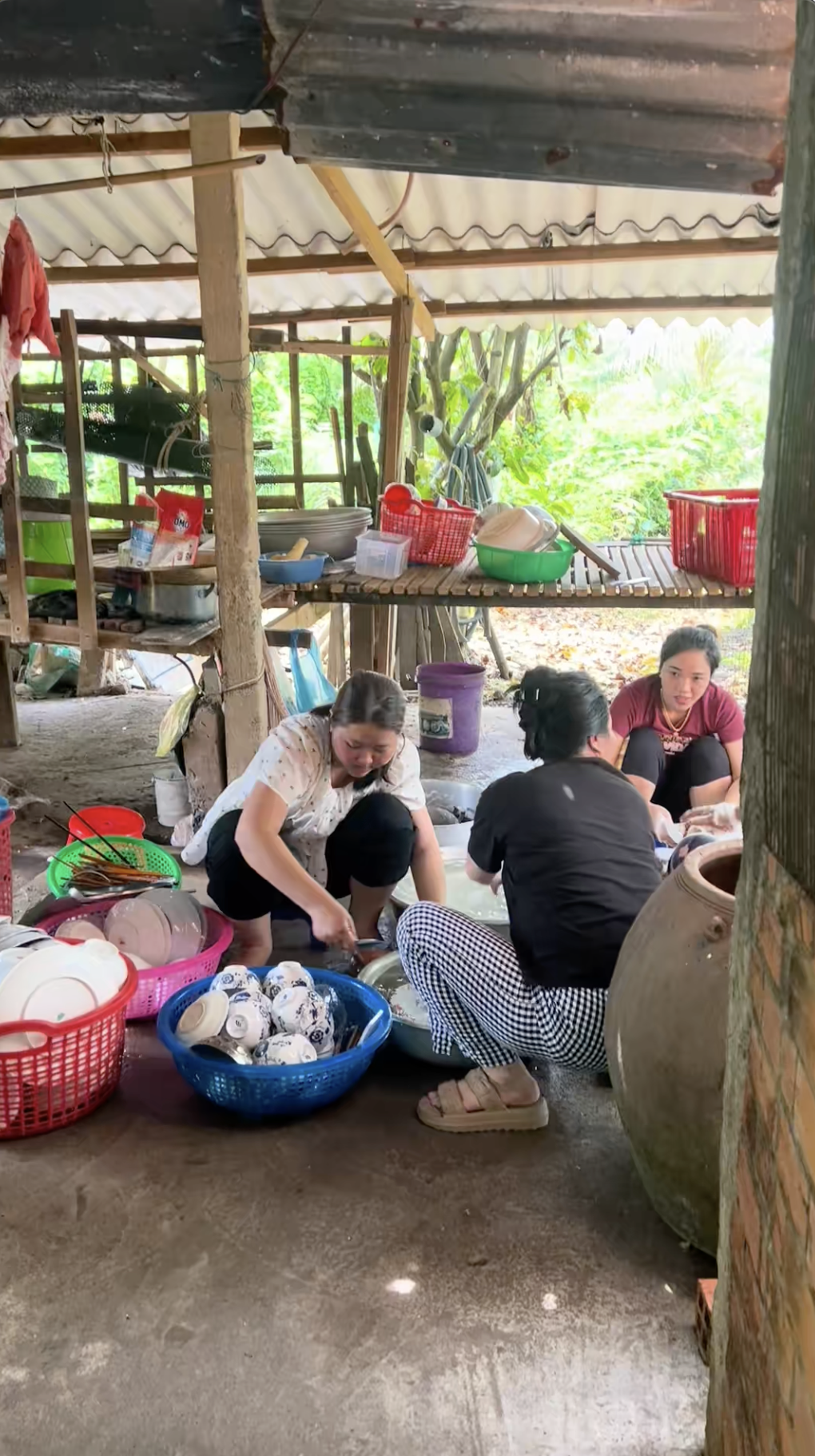 Điều người miền Tây hay “sợ” hằng năm- Ảnh 6. Điều người miền Tây hay “sợ” hằng năm- Ảnh 6.