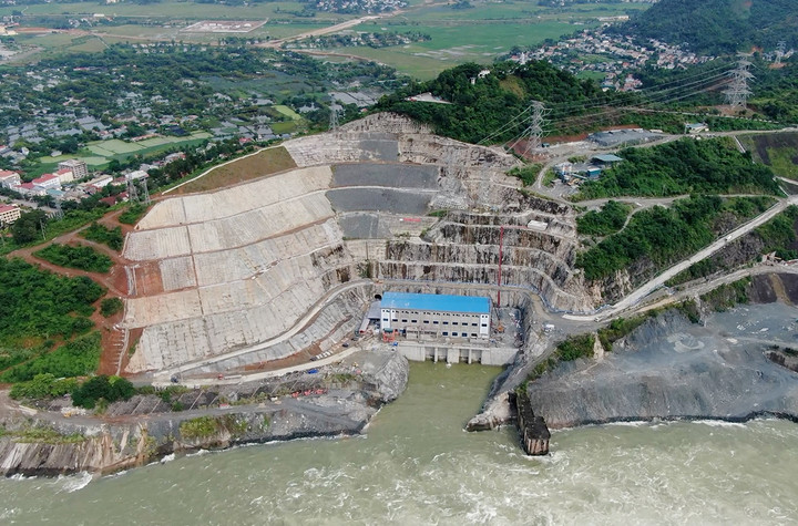 Hòa lưới thành công tổ máy số 2 Dự án nhà máy thủy điện Hòa Bình mở rộng- Ảnh 1.