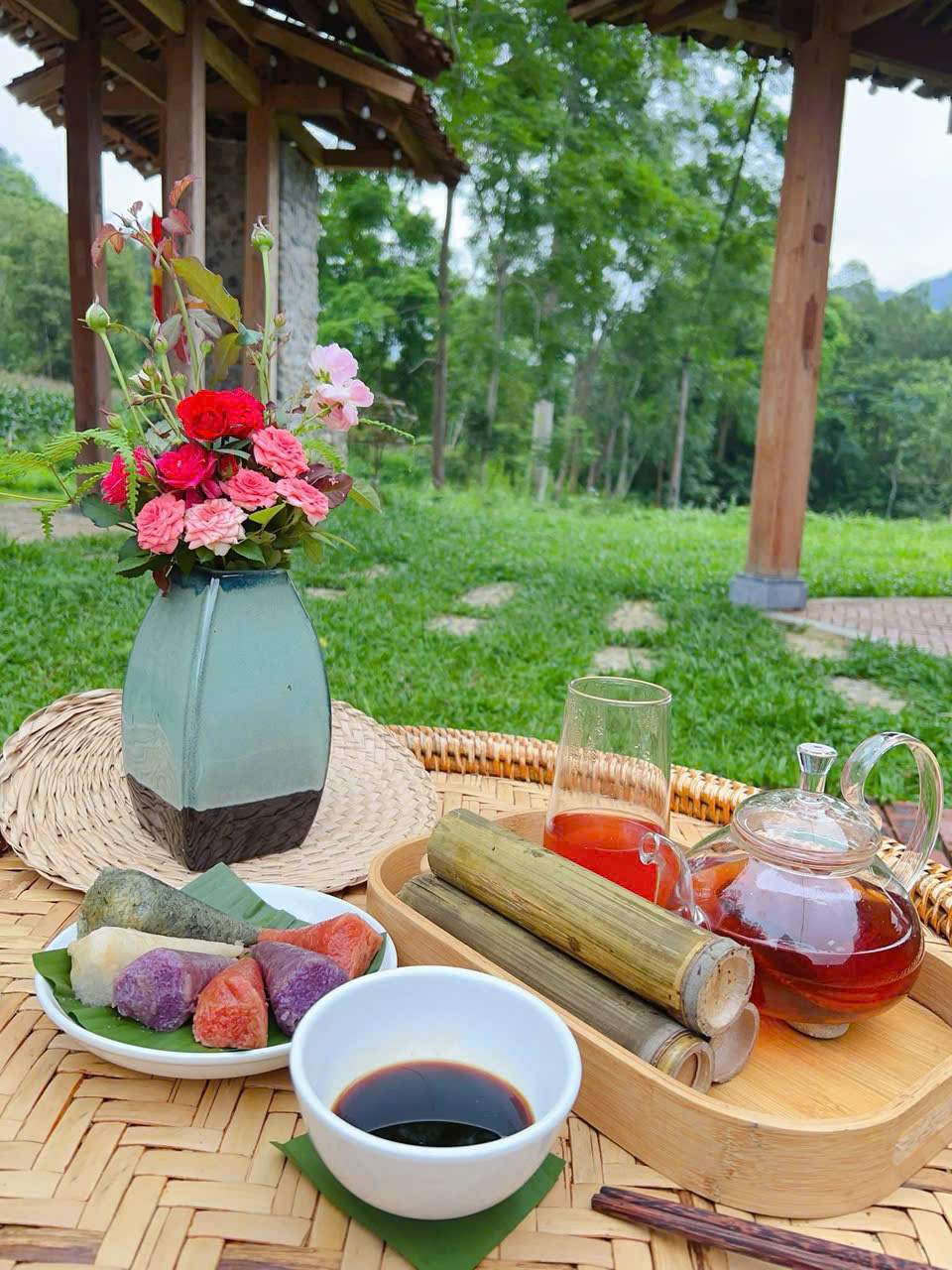 Cặp vợ chồng chi 3 tỷ xây nhà như cổ tích trên vùng núi Tuyên Quang: View triệu đô, 0 đồng rau củ- Ảnh 13.