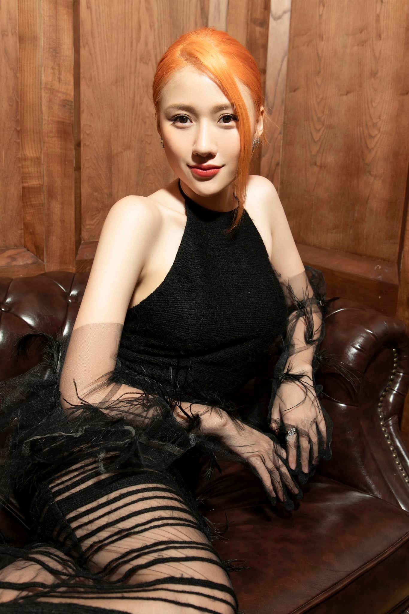 Mỹ nhân Việt duy nhất đóng 2 phim đầu tay đã cán mốc 1.000 tỷ đồng, nhan sắc thăng hạng ngoạn mục không ai chê nổi- Ảnh 4. Mỹ nhân Việt duy nhất đóng 2 phim đầu tay đã cán mốc 1.000 tỷ đồng, nhan sắc thăng hạng ngoạn mục không ai chê nổi- Ảnh 4.