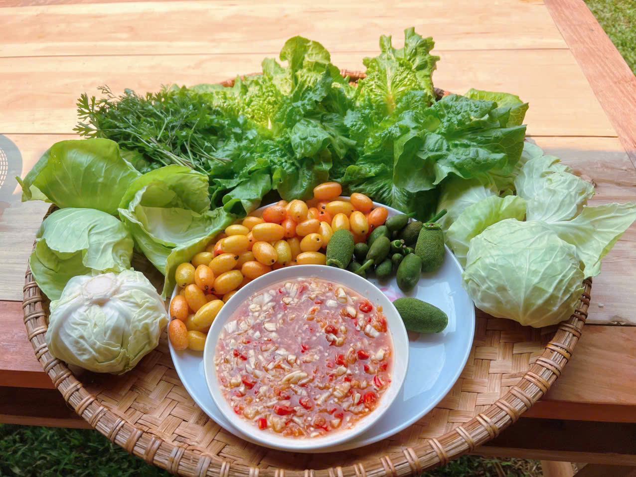 Cặp vợ chồng chi 3 tỷ xây nhà như cổ tích trên vùng núi Tuyên Quang: View triệu đô, 0 đồng rau củ- Ảnh 12.