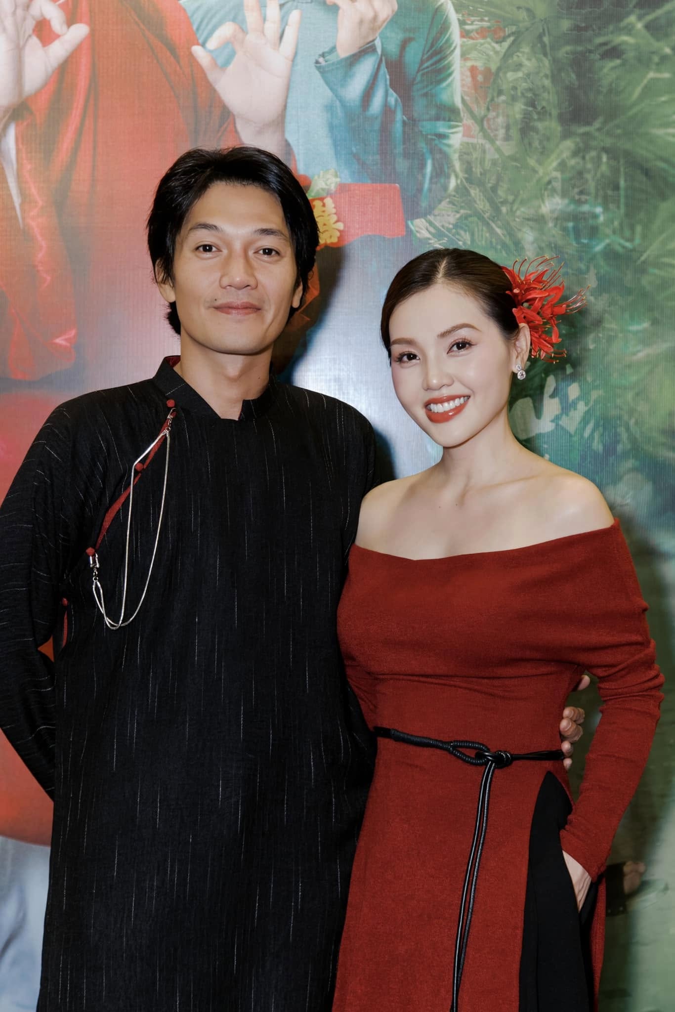 Ngôi sao đắt show nhất Việt Nam: Cát xê 1 tỷ/phim, mỗi ngày được vợ phát cho 200.000 đồng- Ảnh 6. Ngôi sao đắt show nhất Việt Nam: Cát xê 1 tỷ/phim, mỗi ngày được vợ phát cho 200.000 đồng- Ảnh 6.