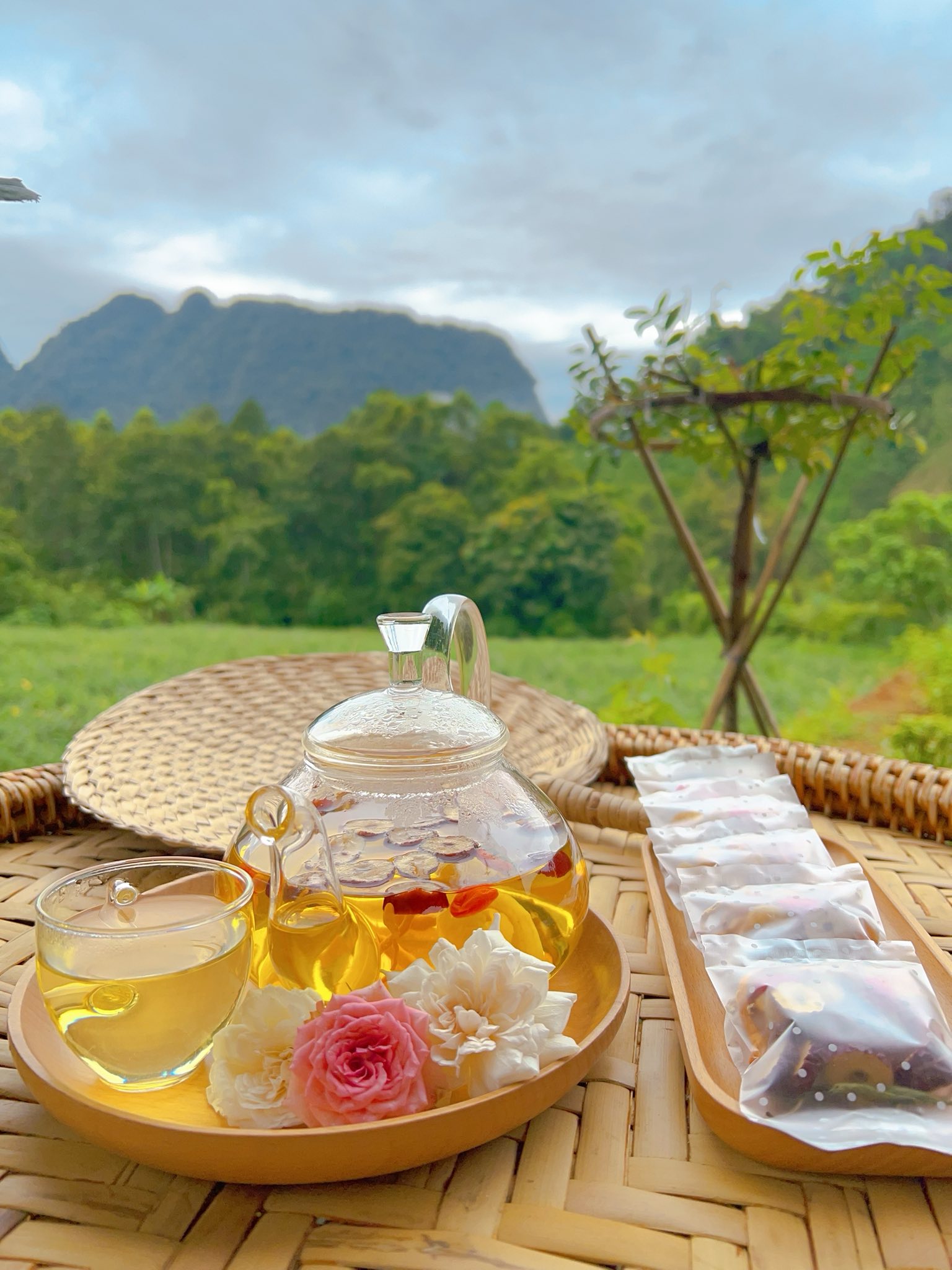 Cặp vợ chồng chi 3 tỷ xây nhà như cổ tích trên vùng núi Tuyên Quang: View triệu đô, 0 đồng rau củ- Ảnh 21.