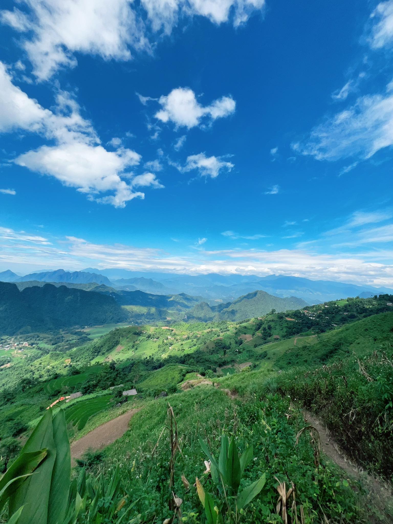 Cặp vợ chồng chi 3 tỷ xây nhà như cổ tích trên vùng núi Tuyên Quang: View triệu đô, 0 đồng rau củ- Ảnh 18.