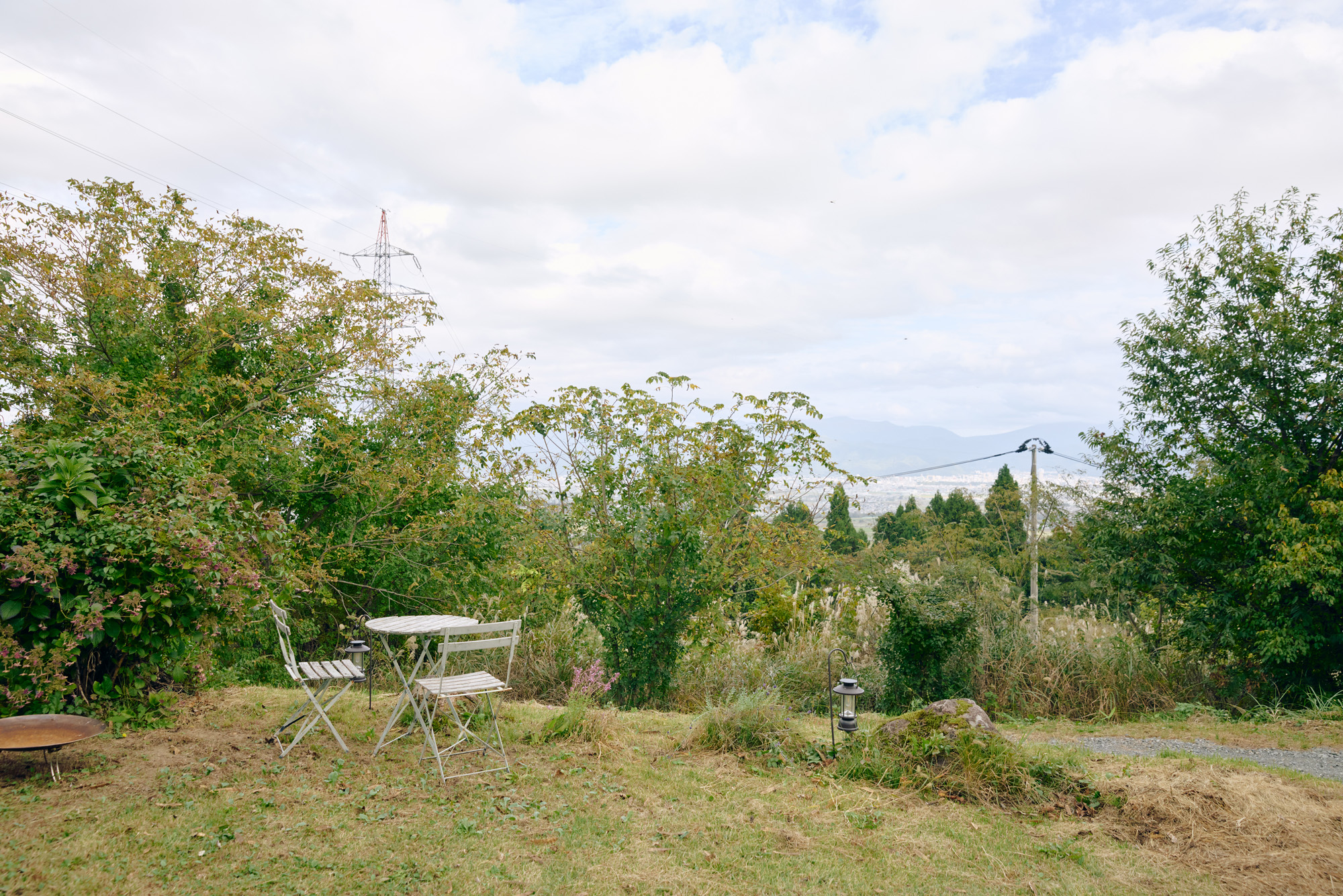 Về thăm quê chồng, người phụ nữ chốt mua nhà, trả hết tiền trong 1 ngày: Nhìn ảnh mới hiểu lý do!- Ảnh 2. Về thăm quê chồng, người phụ nữ chốt mua nhà, trả hết tiền trong 1 ngày: Nhìn ảnh mới hiểu lý do!- Ảnh 2.