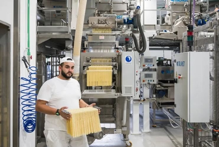 Mức thuế hơn 100% khiến loạt công ty mỳ Ý khổ sở, người dân phải trả mức giá không tưởng cho những gói pasta vốn chỉ vài USD- Ảnh 3.