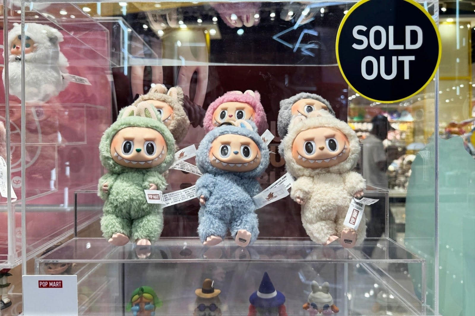 Sự xì hơi của cơn sốt Labubu và đế chế Pop Mart: Bong bóng ngành đồ chơi lần thứ 2 sắp sụp đổ sau vụ Beanie Babies?- Ảnh 4.