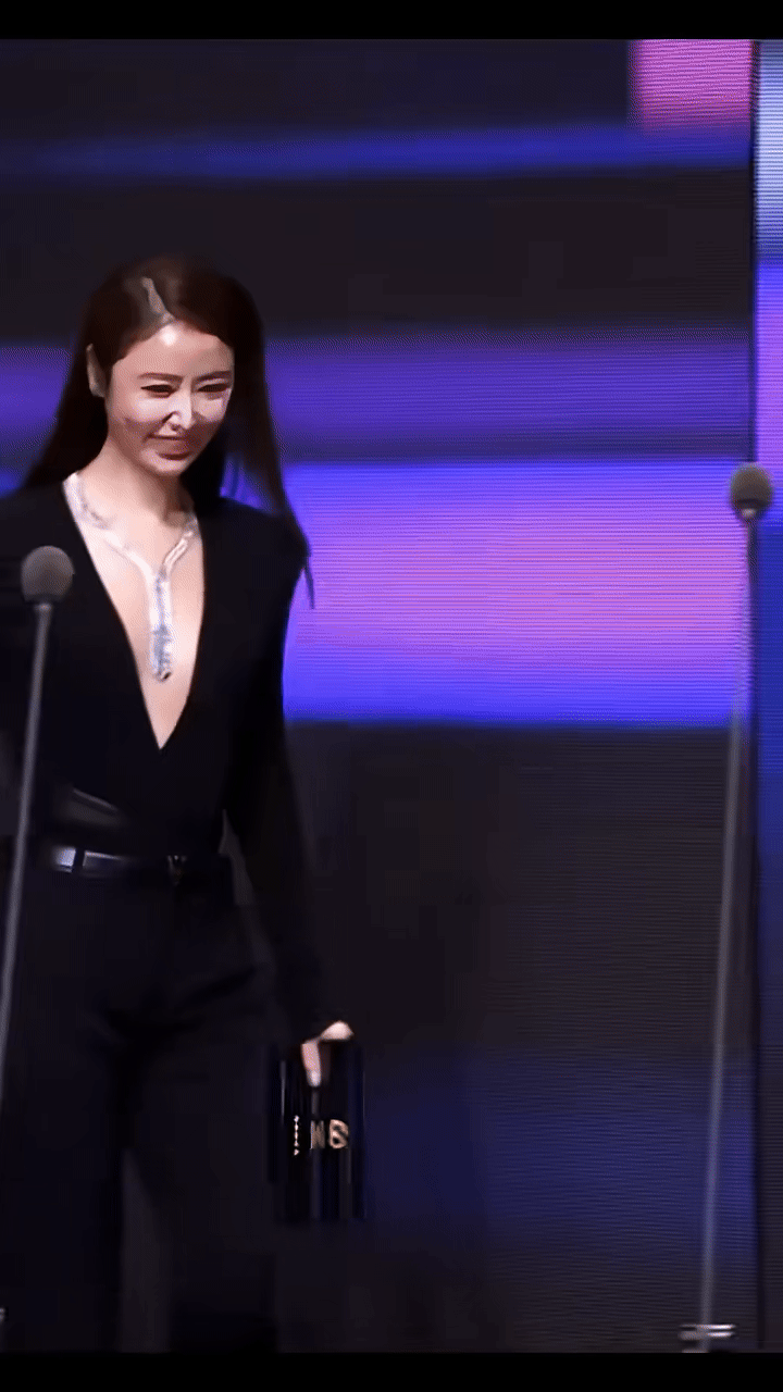 Chuyện gì xảy ra với Lâm Tâm Như sau 1 tháng?- Ảnh 2.