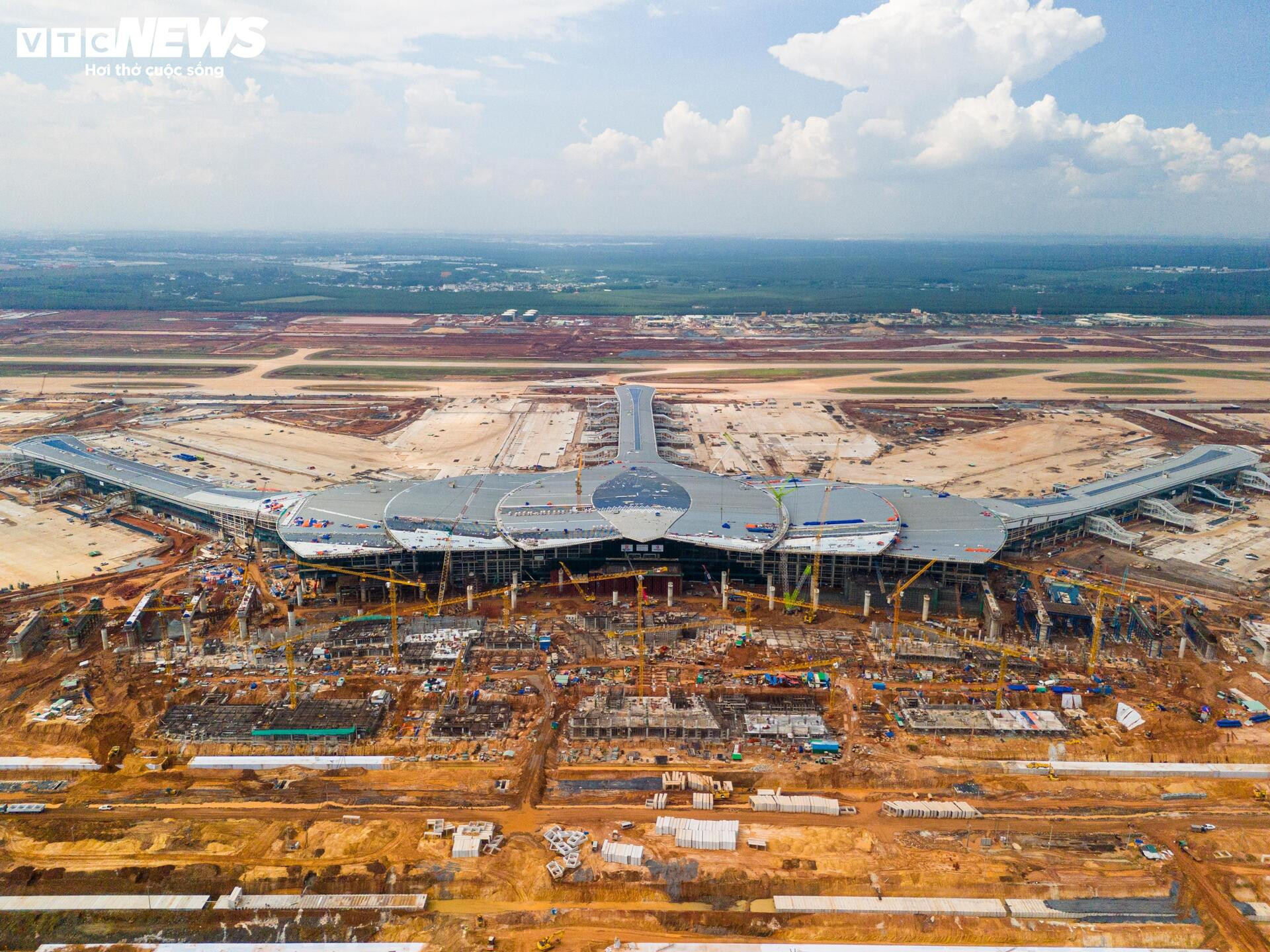 Toàn cảnh sân bay Long Thành trước ngày đón chuyến bay đầu tiên- Ảnh 1.