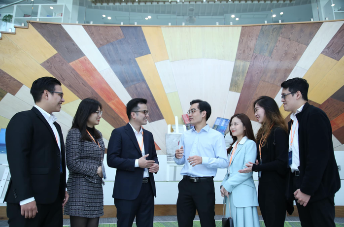 TP HCM mở rộng chính sách đãi ngộ đặc thù, thưởng 1 tỉ đồng- Ảnh 1. TP HCM mở rộng chính sách đãi ngộ đặc thù, thưởng 1 tỉ đồng- Ảnh 1.