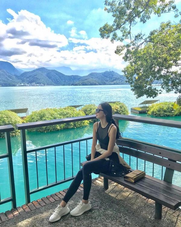 Một Hoa hậu bị thu hồi vương miện, cấm sóng vĩnh viễn vì quá giàu và lười biếng nhất showbiz- Ảnh 7.