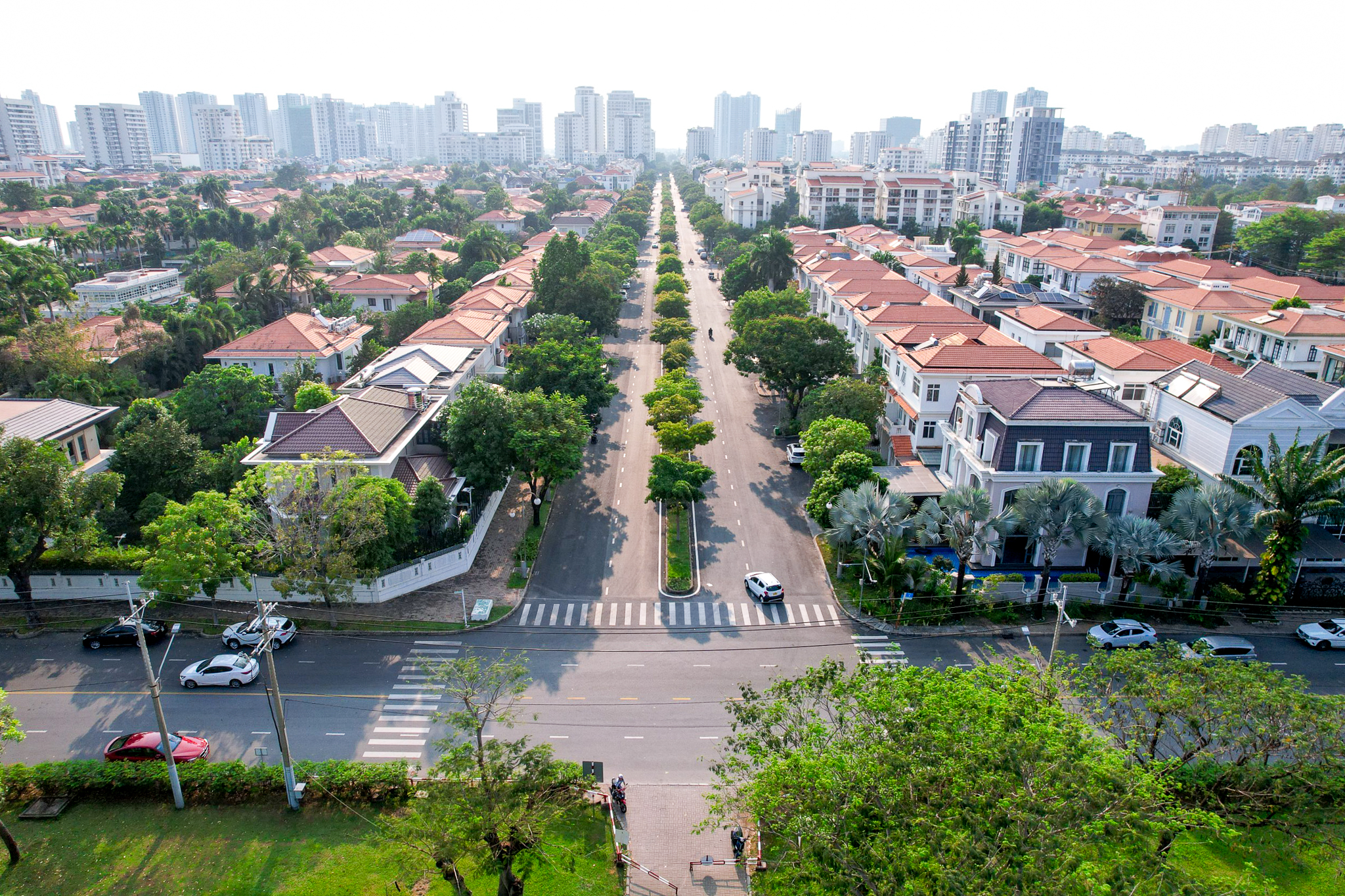 Tàu điện, hàng không và những pha ‘chơi lớn’ của Vingroup, Sun Group để kết nối dự án tỷ USD- Ảnh 10. Tàu điện, hàng không và những pha ‘chơi lớn’ của Vingroup, Sun Group để kết nối dự án tỷ USD- Ảnh 10.