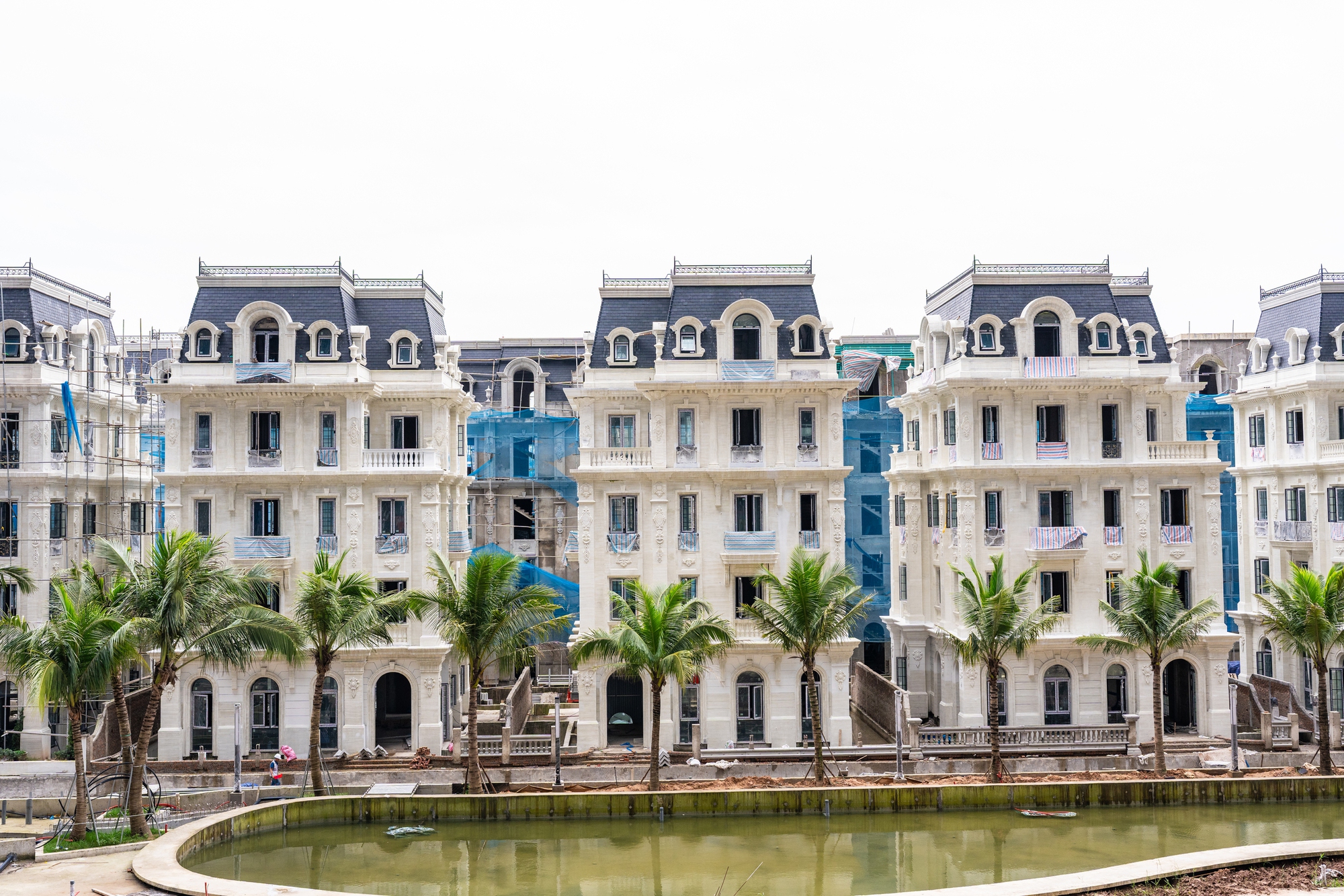 Soi tiến độ thi công các dự án cao cấp của Sunshine Group tại Ciputra và phía Đông Thủ đô- Ảnh 1. Soi tiến độ thi công các dự án cao cấp của Sunshine Group tại Ciputra và phía Đông Thủ đô- Ảnh 1.