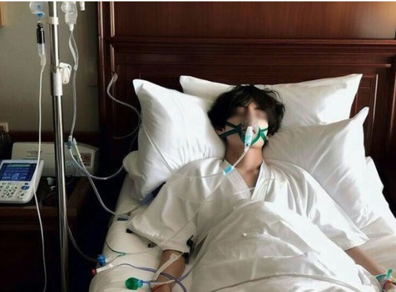 Người đàn ông 30 tuổi bị đột quỵ khi đang tắm: Có 5 lưu ý khi tắm trời lạnh cần ghi nhớ tránh gặp họa- Ảnh 1.