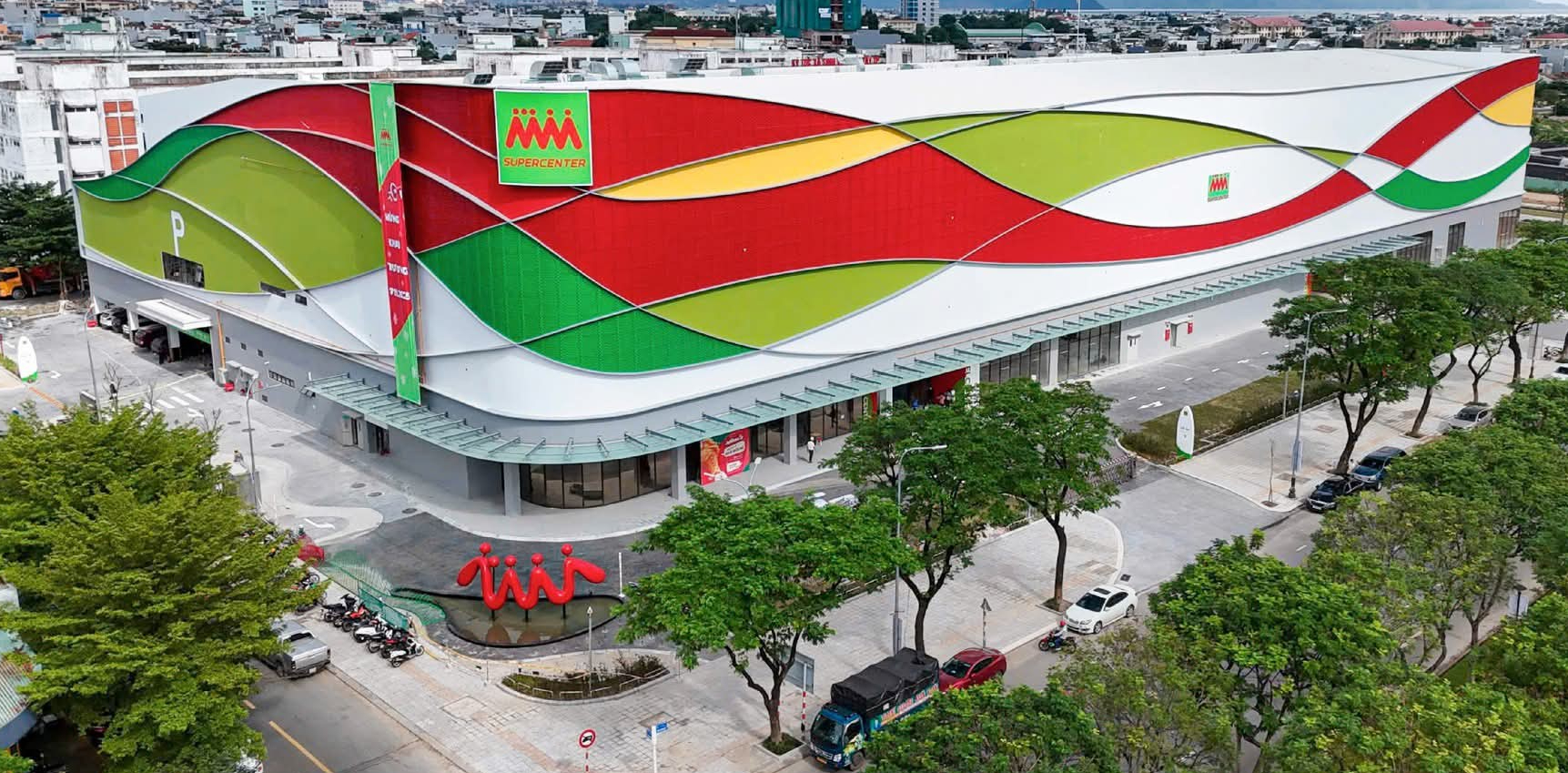 Trung tâm thương mại 20 triệu USD chính thức có mặt tại thành phố đáng sống nhất Việt Nam- Ảnh 2.