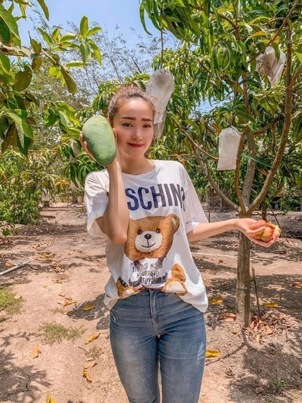 Nữ ca sĩ sở hữu 4 bất động sản triệu đô, 1 miệt vườn 20.000m² nuôi gà- Ảnh 7. Nữ ca sĩ sở hữu 4 bất động sản triệu đô, 1 miệt vườn 20.000m² nuôi gà- Ảnh 7.