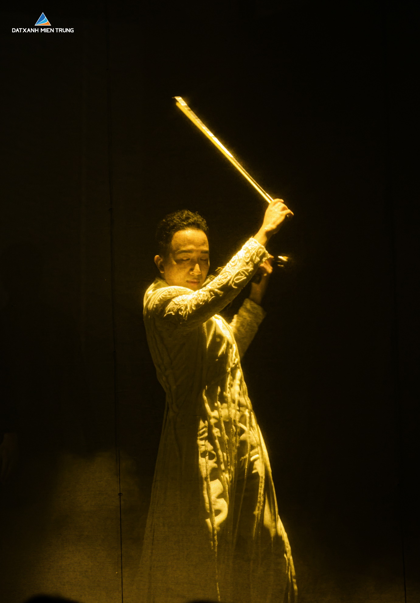 Huế bừng sáng trong chương trình nghệ thuật “A Premier Show – Heritage in Harmony”- Ảnh 1. Huế bừng sáng trong chương trình nghệ thuật “A Premier Show – Heritage in Harmony”- Ảnh 1.