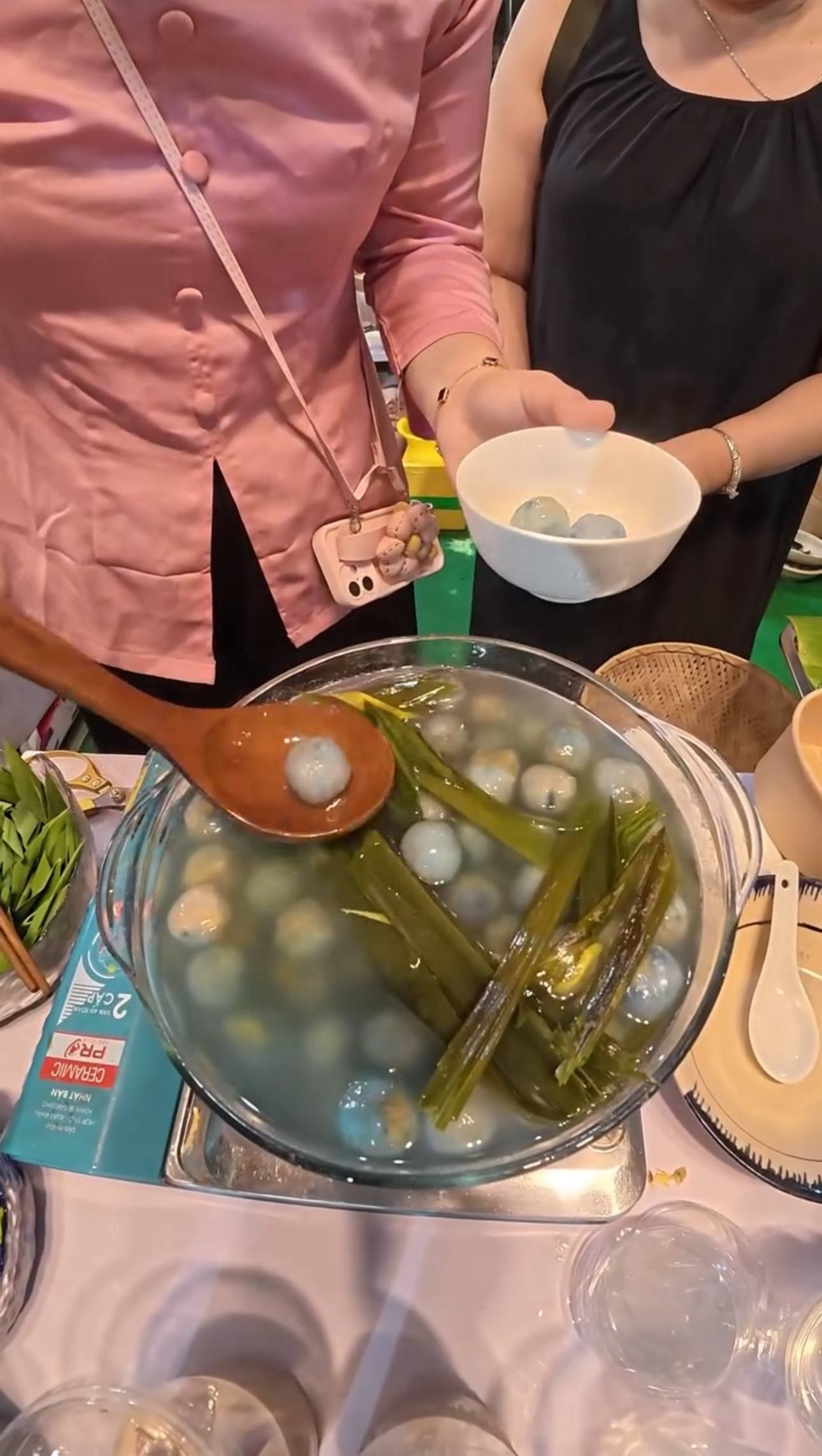 3 viên chè cua 69k chấn động cả miền Tây- Ảnh 2.