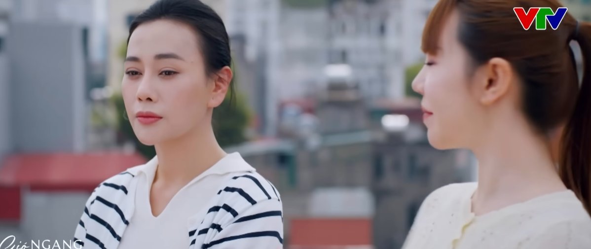 Cái tai của Phương Oanh- Ảnh 1. Cái tai của Phương Oanh- Ảnh 1.