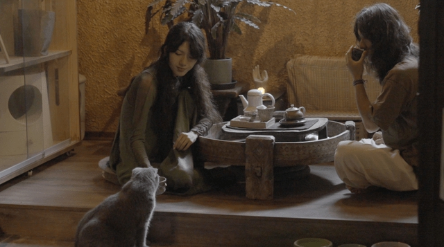 Vợ chồng nghệ sĩ 9x tự thiết kế mái ấm như hang động, thô mộc, nguyên sơ: Nhà là nơi để được bao bọc và bình yên- Ảnh 1. Vợ chồng nghệ sĩ 9x tự thiết kế mái ấm như hang động, thô mộc, nguyên sơ: Nhà là nơi để được bao bọc và bình yên- Ảnh 1.