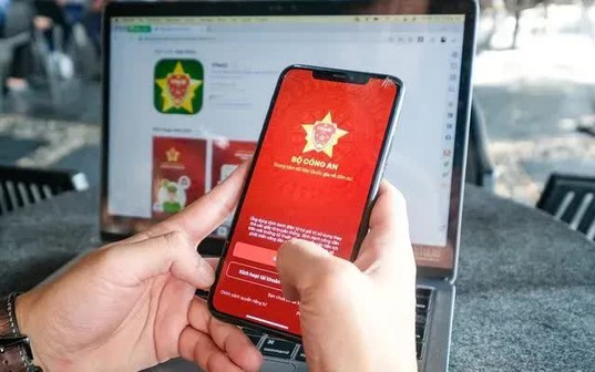 Giao Bộ Công an phát triển VNeID thành kênh giao tiếp "người dân với Nhà nước"- Ảnh 1. Giao Bộ Công an phát triển VNeID thành kênh giao tiếp "người dân với Nhà nước"- Ảnh 1.