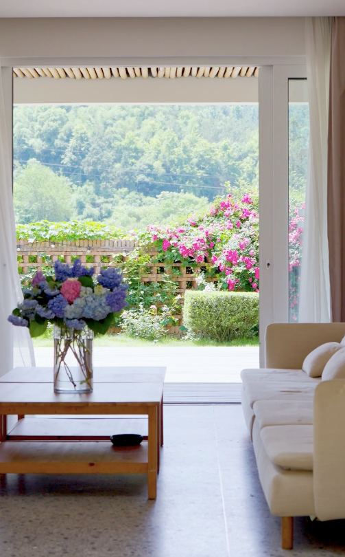 Chàng trai 30 tuổi bỏ phố về quê, xây biệt thự 760 m2 cho bố mẹ dưỡng già: Không cần kiếm đủ tiền mới chọn được cách sống- Ảnh 4.