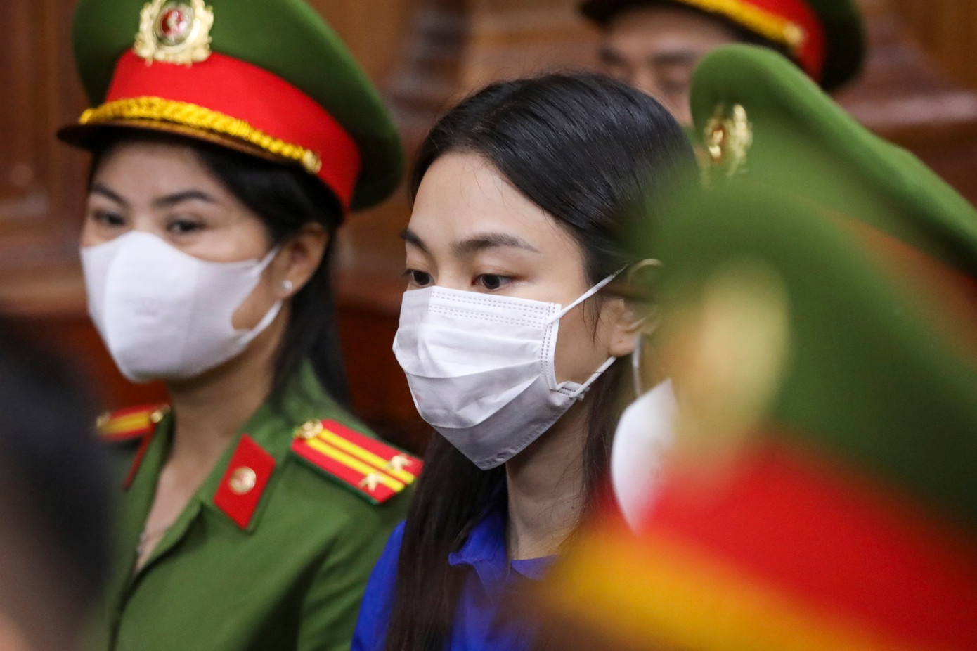 Hình ảnh Quang Linh Vlog, Hằng Du mục trong phòng xét xử- Ảnh 2.