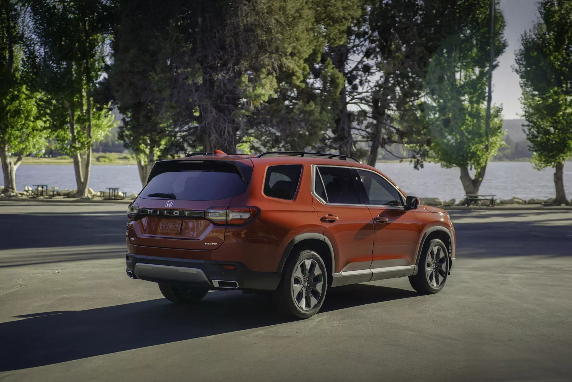 Honda Pilot – 'đàn anh' của CR-V có bản nâng cấp: Cứng cáp, cảm giác lái tốt hơn nhưng thiếu 1 điểm ăn khách- Ảnh 4.