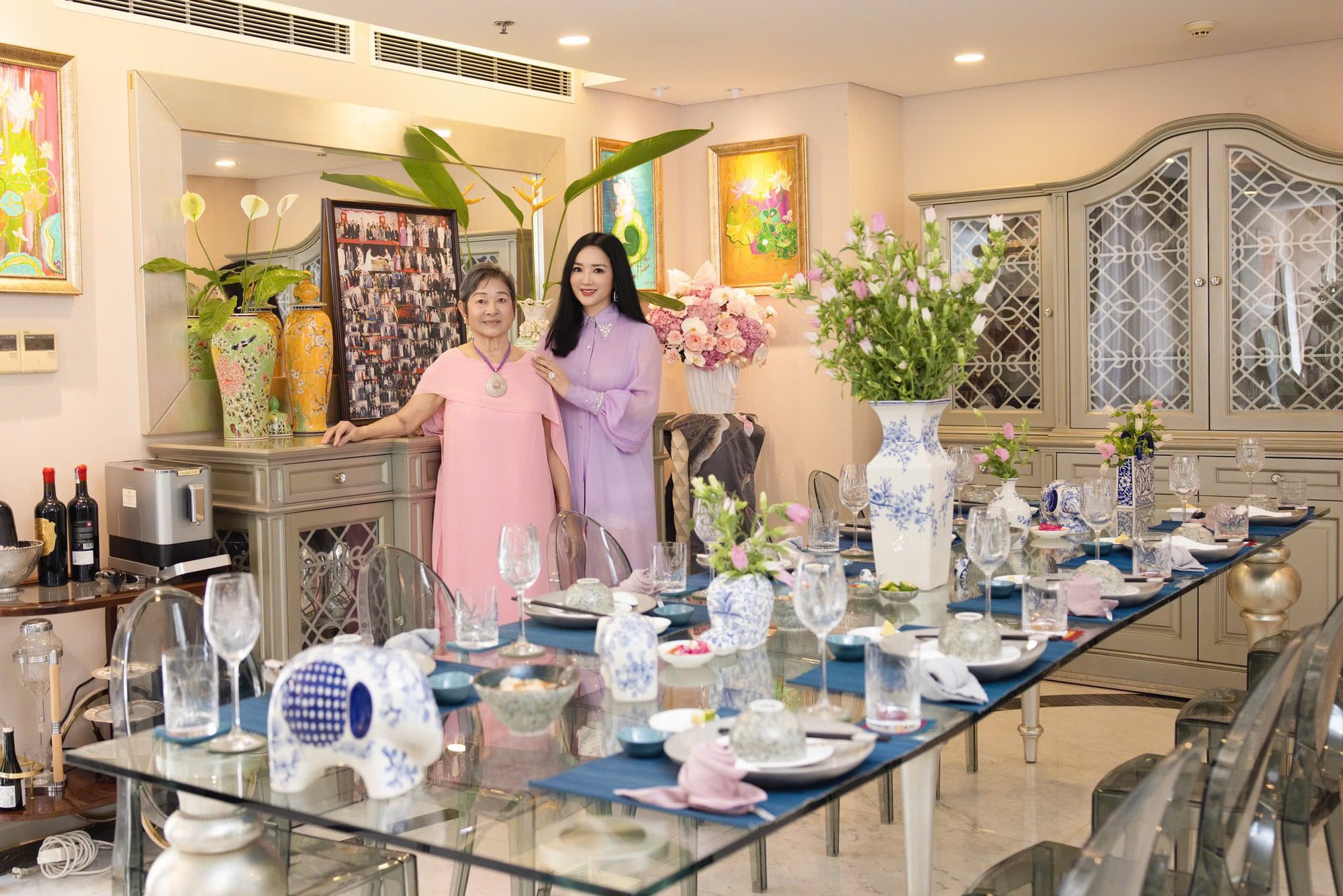 Hoa hậu Việt là mẹ đơn thân, U60 đẹp như 30, sở hữu biệt thự bề thế ở TP.HCM, đi mỏi chân không hết- Ảnh 6.