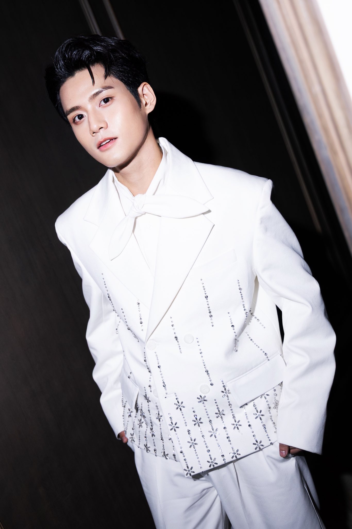 Nam diễn viên Mưa Đỏ kêu cứu- Ảnh 6. Nam diễn viên Mưa Đỏ kêu cứu- Ảnh 6.