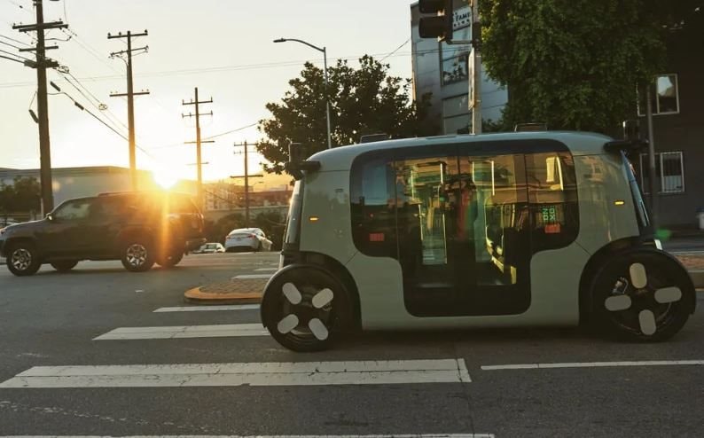 Kỷ nguyên xe tự lái đến gần: Ô tô được trang bị như smartphone, Uber, Lyft dần trở nên lỗi thời- Ảnh 1.