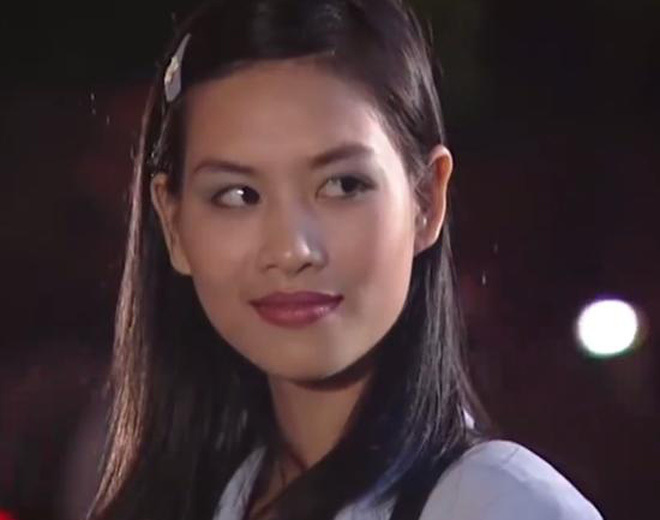 24 năm nhìn lại Phía Trước Là Bầu Trời: 3 cô gái ở xóm trọ nhỏ và những bài học không giáo trình nào có- Ảnh 2.