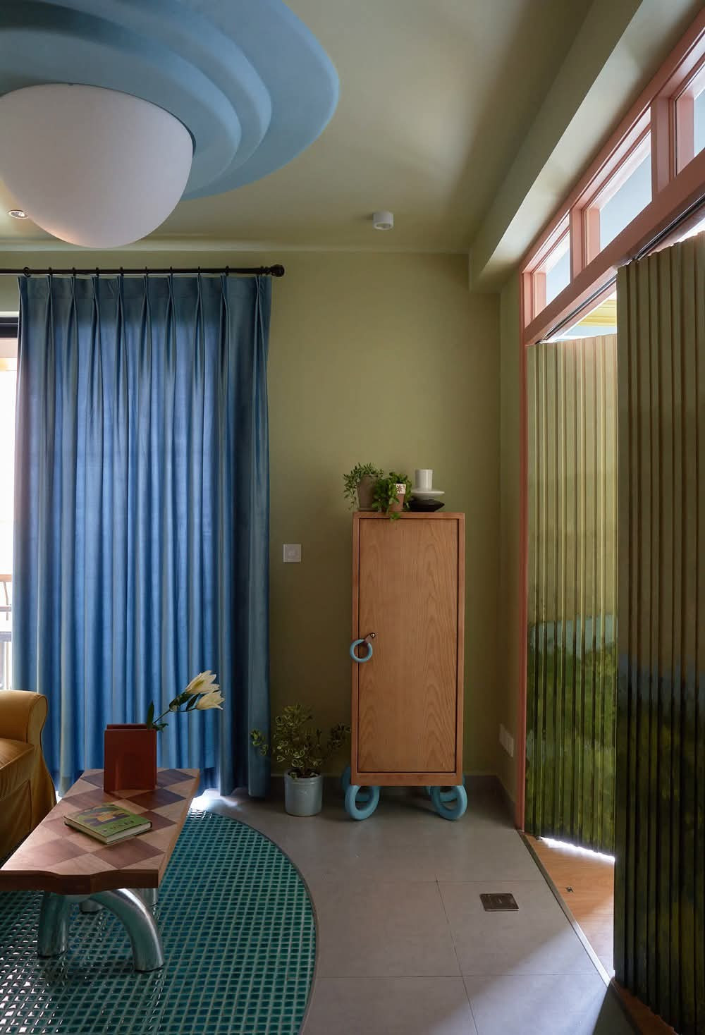 Căn hộ 53m2 rực rỡ màu sắc như thế giới hoạt hình- Ảnh 5.