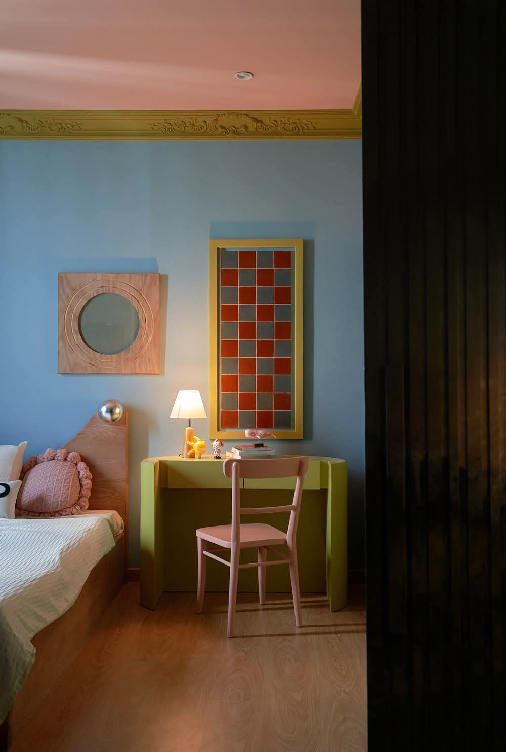 Căn hộ 53m2 rực rỡ màu sắc như thế giới hoạt hình- Ảnh 7.